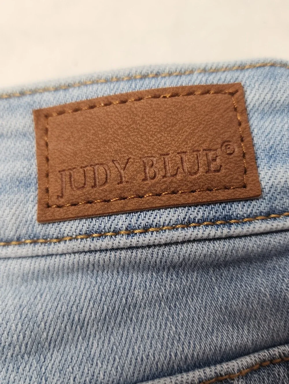 Judy Blue High Waist Cuffed Button Fly Distressed Shorts Small